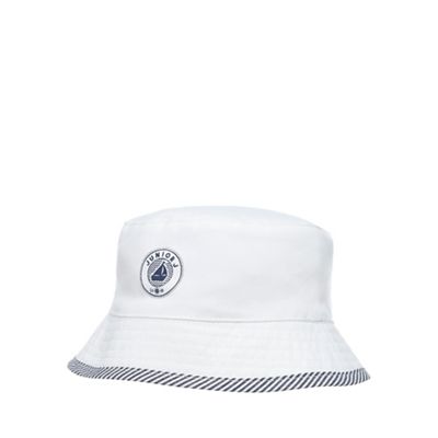 Baby boys' white fisherman hat